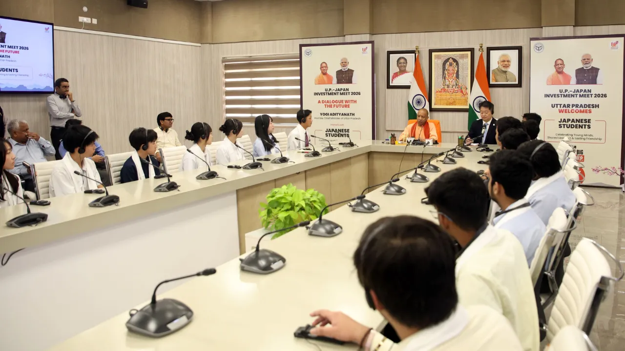 न भाषा की दीवार, न दूरी का असर! CM योगी के घर India-Japan Youth ने मनाया Friendship Fest, देखें Photos