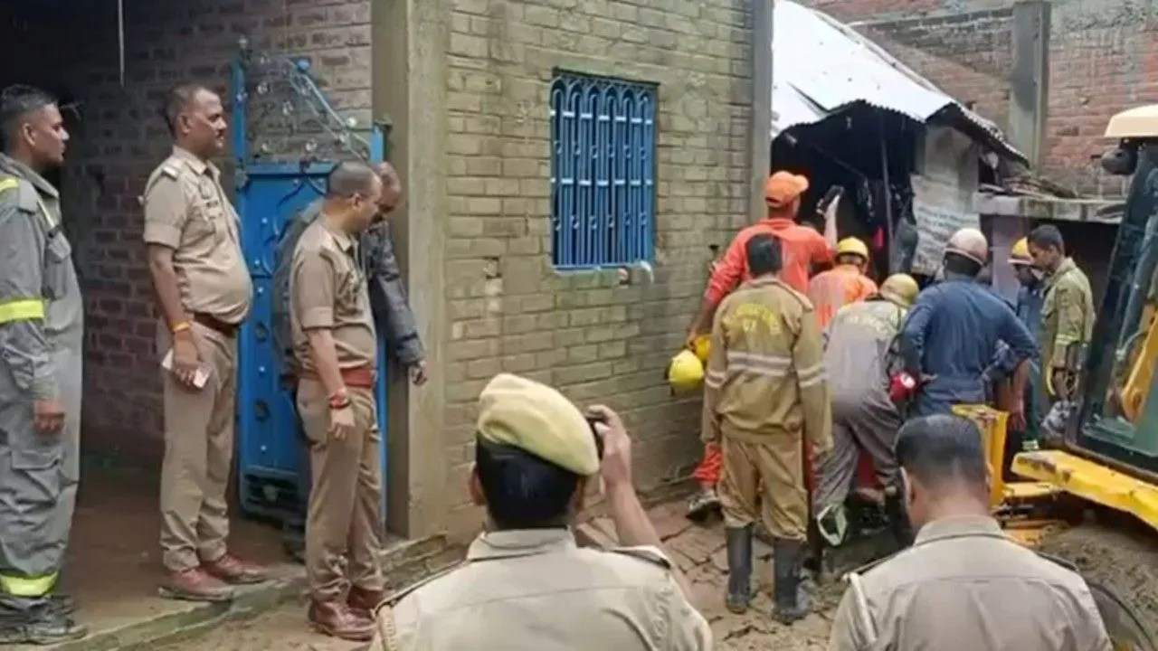  कानपुर : रक्षाबंधन पर कजलिया विसर्जन करने जा रही युवती बोरवेल में गिरी, रेस्क्यू ऑपरेशन जारी