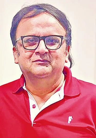 विवेक शुक्ला