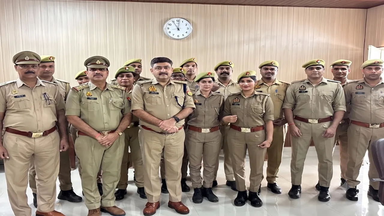 Sitapur News : IGRS निस्तारण में सीतापुर प्रदेश में अव्वल, 24 थानों ने हासिल किए पूरे 100 अंक
