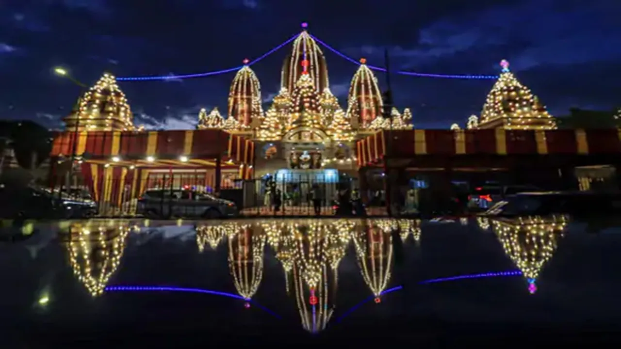 देशभर में श्रीकृष्ण जन्मोत्सव की धूम : मथुरा-द्वारका में मंगला आरती, ब्रज में 75 लाख श्रद्धालुओं के जुटने का अनुमान, यहां दी जाएगी 21 तोपों की सलामी