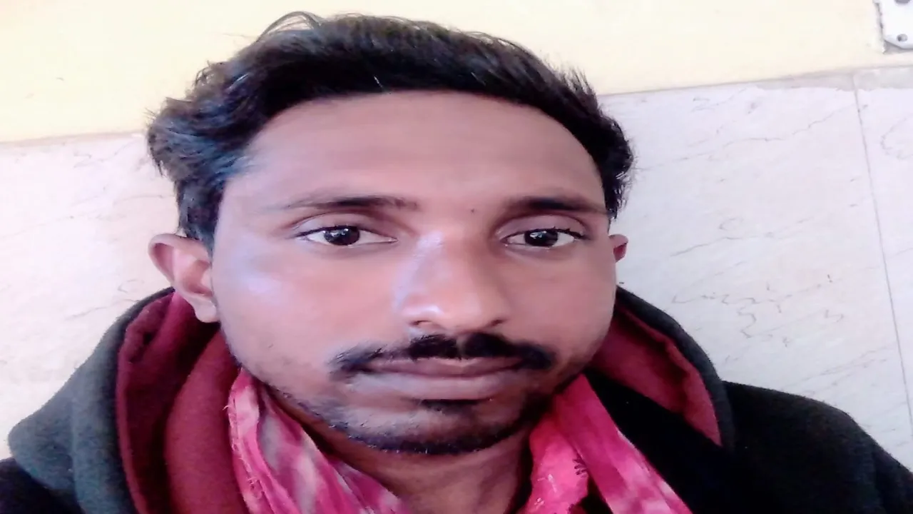 Chitrakoot News : चित्रकूट में कच्चा घर ढहा, पिता और दो मासूम बच्चों की मौत; मां-बेटी गंभीर