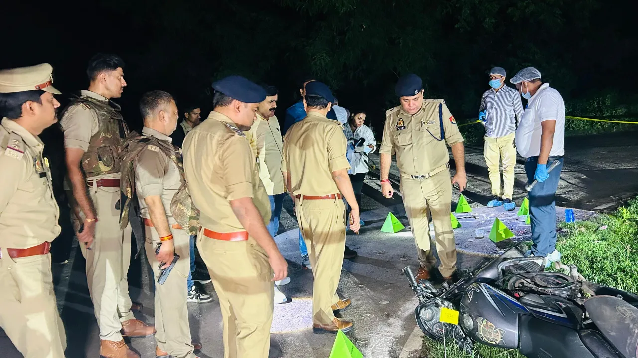 Bahraich News: आधी रात पुलिस का बड़ा एक्शन! चैन स्नैचर से मुठभेड़, एक बदमाश के पैर में लगी गोली