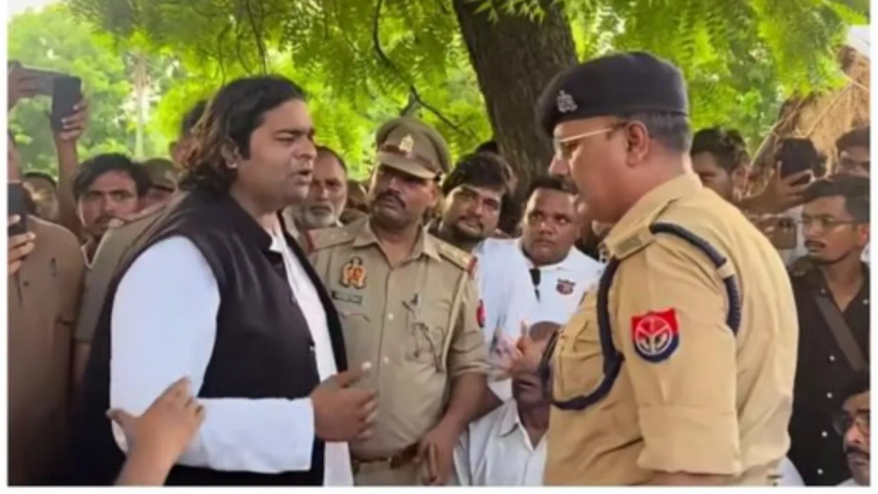 प्रतापगढ़ में सपा नेता पर पुलिस का शिकंजा, गिरफ्तारी के लिए 25 हजार का इनाम घोषित