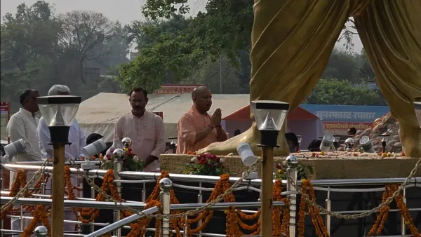 अंबेडकरनगर : सीएम योगी बोले, कुछ लोगों को विकास पसंद नहीं 