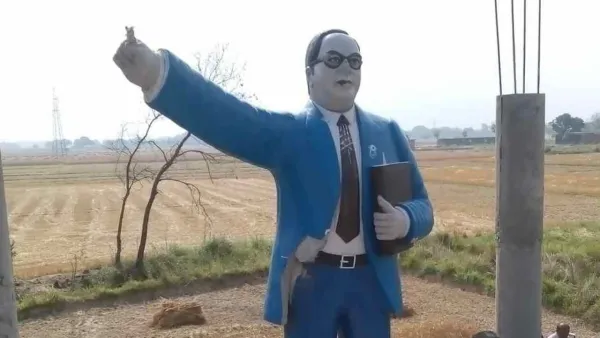 उत्तर प्रदेश के संत कबीर नगर में आंबेडकर की प्रतिमा क्षतिग्रस्त, अज्ञात के खिलाफ प्राथमिकी दर्ज 