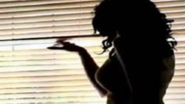 कानपुर : हनीट्रैप में फंसाकर कारोबारी से 2.50 करोड़ ठगे, फोटो एडिट कर बदनाम करने की दी धमकी 