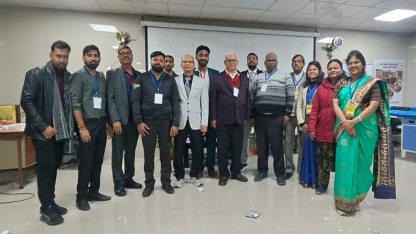 लखनऊ न्यूज : जोड़ों के दर्द में किनेशियो टैपिंग है कारगर