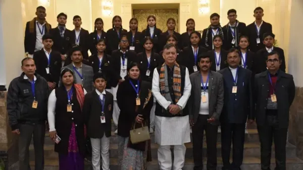 कानपुर के विद्यार्थियों ने किया विधानसभा का शैक्षणिक भ्रमण, बोले सतीश महाना-  यब लोकतंत्र की मजबूती का आधार है