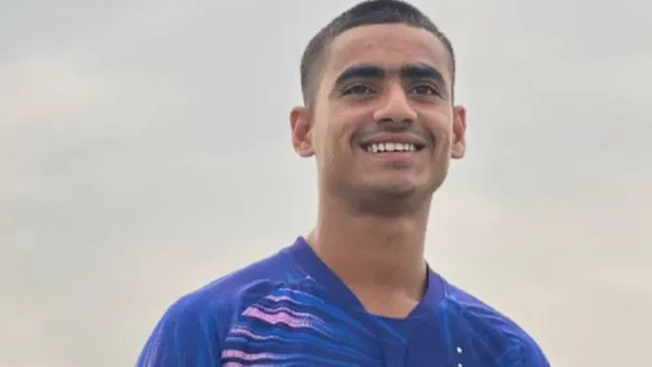   IPL 2026 ऑक्शन में देवरिया के नमन तिवारी का सिलेक्शन: LSG ने 1 करोड़ में खरीदा, परिजनों में उत्साह 