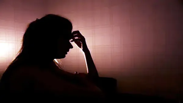 Rampur : दो माह की बेटी को कब्जे में कर महिला के साथ तीन युवकों ने किया रेप