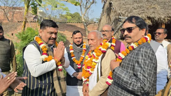  SIR में छूटे मतदाताओं के नाम जुड़वाना प्राथमिकता,  बोले गोप- जिम्मेदारी से करे काम, तभी होगी समर्थक वोटर्स की भरपाई 