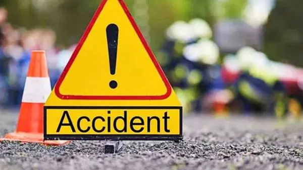 शाहजहांपुर में भीषण सड़क हादसा : टैंकर की टक्कर से तीन महिलाओं की दर्दनाक मौत, दो बच्चों समेत चार गंभीर