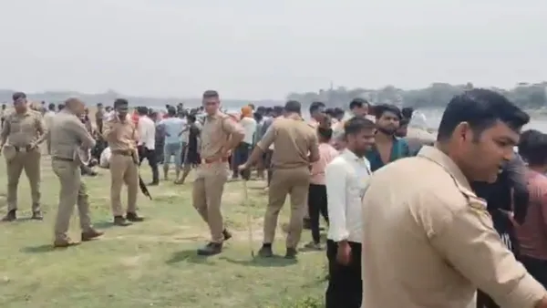 आगरा में बड़ा हादसा : यमुना नदी में नहाते समय डूबने से दो लड़कियों समेत चार लोगों की मौत