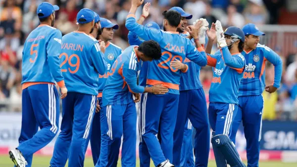 IND vs ENG 3rd T20: हार के बाद बदलेगी टीम इंडिया? रवि बिश्नोई की छुट्टी तय, इस तेज गेंदबाज को मिल सकता है मौका