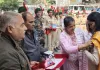 सशस्त्र सेना झण्डा दिवस : रायबरेली में स्वैच्छिक दान देकर धन संग्रह अभियान का डीएम ने किया शुभारम्भ