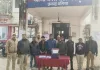 <span class="t-red"> Ballia News:</span> रेडियम स्टीकर के नाम पर अवैध वसूली, गिरोह के छह आरोपी गिरफ्तार 