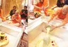 <span class="t-red">बाबा विश्वनाथ के दरबार में सीएम योगी ने लगाई हाजिरी</span>, कहा- समग्र विकास की योजना को बाधित करने के लिए रची जा रहीं हैं साजिशें