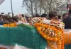 भदोही : शहीद अग्निवीर धीरज के पार्थिव शरीर के दर्शन को उमड़ा जनसैलाब, राजकीय सम्मान के साथ किया गया अंतिम संस्कार  