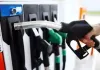 जंग का असर : भारत में प्रीमियम पेट्रोल 2 रुपए प्रति लीटर हुआ महंगा, आम पेट्रोल की कीमतें स्थिर