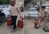<span class="t-red">Bareilly:</span> गैस के लिए खाकी भी कतारों में, पुलिस लाइन की गैस एजेंसी पर मची अफरा-तफरी