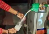 <span class="t-red">Moradabad:</span> ड्रम, बोतल और कैन में पेट्रोल-डीजल की बिक्री पर रोक, केवल वाहनों में ईंधन की आपूर्ति