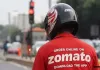<span class="t-red">ऑनलाइन खाना मंगाना हुआ महंगा, </span> जोमैटो ने बढ़ायी प्लेटफार्म फीस, जानिए अब हर आर्डर पर देना होगा कितना शुल्क