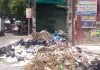 <span class="t-red">नगर आयुक्त के आदेश की उड़ रहीं धज्जियां!</span> 7 बजे के बाद निकल रही कूड़ा उठाने वाली गाड़ियां, शहर में कूड़े के ढेर