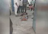 <span class="t-red">Bareilly:</span>बगैर एंबुलेंस के ठेली पर मरीज, टैंपो में लाश के बाद अब झुलसे युवक की चीखों से सामने आया सिस्टम का सच