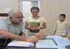 कानपुर जनता दर्शन : जब जिलाधिकारी के सामने 'गुल्लक लूट' की कहानी ने सबका ध्यान खींचा 
