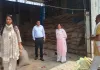 बाराबंकी : खाद वितरण में गड़बड़ी, सचिव पर मुकदमा दर्ज