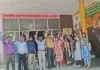 बाराबंकी : संविदा कर्मचारियों ने मानदेय भुगतान को लेकर आज भी किया विरोध प्रदर्शन