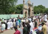 <span class="t-red">Bakra Eid  2026 :</span> बरेली में कड़ी सुरक्षा व्यवस्था के बीच ईद-उल-अजहा की नमाज संपन्न, शांतिपूर्ण माहौल में कुर्बानी शुरू
