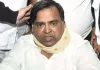 अमेठी में पूर्व मंत्री गायत्री प्रसाद प्रजापति के आवास पर हमला