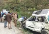 <span class="t-red">Uttrakhand:</span> भिकियासैंण में भीषण हादसा...बेकाबू कार खाई में गिरने से तीन की मौत