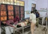 <span class="t-red">UP News:</span> गंगा एक्सप्रेसवे पर टायर फटने से कार पलटी, एक ही परिवार के चार लोग घायल