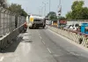 <span class="t-red">Bareilly News:</span> लाल फाटक पर मची भगदड़, गैस टैंकर लीक होने के बाद वाहन छोड़कर भागे लोग 