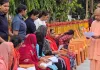 <span class="t-red"> गोरखपुर जनता दर्शन : </span> लगातार दूसरे दिन सीएम योगी ने सुनी लोगों की समस्याएं, कहा -  हर जरूरतमंद के साथ खड़ी है सरकार 
