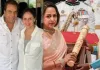 पिता धर्मेंद्र को पद्म विभूषण मिलने पर छलक उठा ईशा देओल का दर्द, बोलीं-'गर्व और भावनाओं का क्षण'