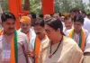  <span class="t-red">राहुल गांधी के दौरे के बाद अमेठी में स्मृति ईरानी, </span> 8 महीने बाद एक दिवसीय दौरे पर भाजपा कार्यकर्ताओं में भरा जोश