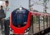 <span class="t-red">मेट्रो कर्मियों ने पेश की ईमानदारी की मिसाल:</span> आजमगढ़ के यात्री का लौटाया 3.80 लाख रुपये से भरा बैग