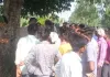 <span class="t-red">Pilibhit News :</span> अमृत सरोवर के पास फंदे से लटका मिला युवती का शव, हत्या की आशंका