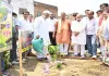 <span class="t-red">विश्व पर्यावरण दिवस :</span> बाराबंकी में जनप्रतिनिधियों-अधिकारियों और विद्यार्थियों ने रोपे पौधे, पर्यावरण संरक्षण का लिया संकल्प