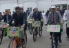 Lucknow News : ईंधन बचाने का संदेश लेकर साईकिल से निकले न्यायिक अधिकारी