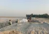 <span class="t-red">करोड़ों के बाढ़ सुरक्षा कार्य में अनियमितता के आरोप...</span>बाढ़ से पहले ही उजागर हुईं खामियां, कार्रवाई की मांग