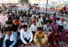 <span class="t-red">लखनऊ में पब्लिक ट्रांसपोर्ट हड़ताल खत्म,</span> 65 बसें डिपो से निकलीं, आज से सड़कों पर दौड़ेगा पूरा बेड़ा