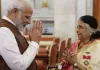 <span class="t-red">दिग्गज गायिका सुमन कल्याणपुर के निधन पर पीएम मोदी ने जताया शोक, </span> छह दशक तक संगीत प्रेमियों के दिलों पर किया राज 
