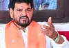  <span class="t-red">Ram Mandir Controversy: </span> दान पत्र विवाद में कूदे बृजभूषण शरण सिंह, बोले- बिना धुएं के आग नहीं निकलती
