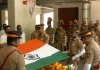 <span class="t-red"> Suman Kalyanpur:  </span> राजकीय सम्मान के साथ हुआ पार्श्व गायिका सुमन कल्याणपुर का अंतिम संस्कार, अंतिम विदाई देने पहुंचे कई दिग्गज
