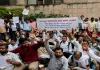<span class="t-red"> Lucknow News:</span> UPSSSC मुख्यालय पहुंचे 200 से ज्यादा होम्योपैथिक फार्मासिस्ट अभ्यर्थी, फाइनल रिजल्ट जारी करने की मांग को लेकर प्रदर्शन
